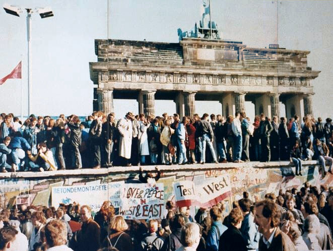 Caída del Muro de Berlín, el 9 de noviembre de 1989.