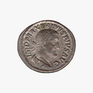 Denario de plata emitido durante el gobierno del emperador Maximino.
