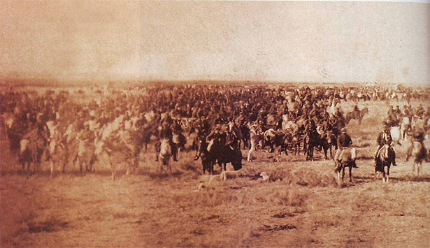 Tropas del Ejército nacional durante la Conquista del Desierto. Fotografía tomada por el italiano Antonio Pozzo, en 1879.