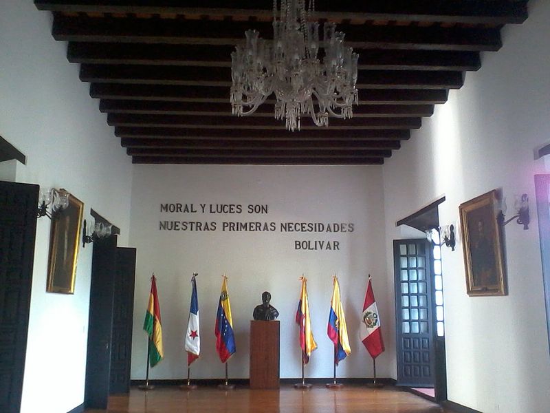 Salón principal de la casa donde sesionó el Congreso de Angostura, en la actual Ciudad Bolívar.