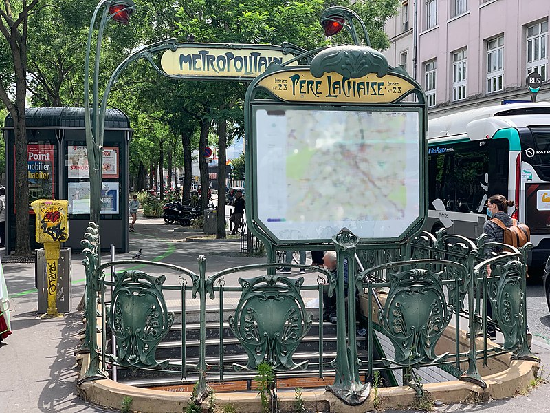 Ingreso a la estación Père Lachaise Metro de París, de Hector Guimard.