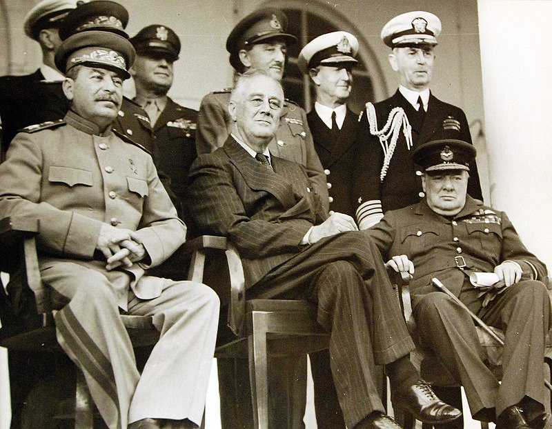 Stalin, Roosevelt y Churchill, en la Conferencia de Teherán, el 1 de diciembre de 1943.